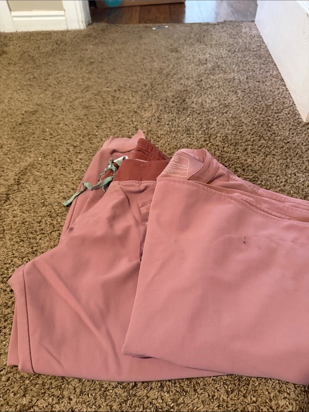 Figs Women's Dusty Rose Drawstring Joggers